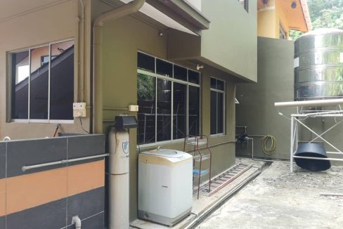 e1f2e10e-4e30-4b75-9abe-9be11538ff50