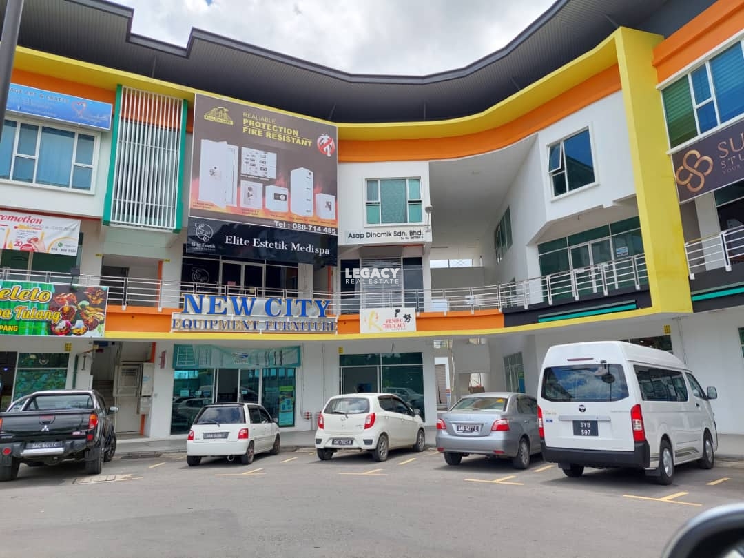 I-Plaza commercial centre | Penampang | Intermediate Corner