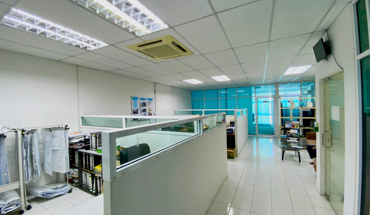 Alam mesra plaza permai