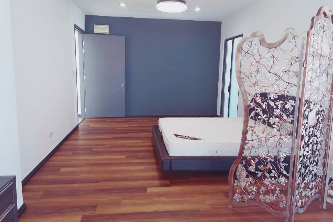 b953f848-2a1f-411d-bcde-c7d06bd86891