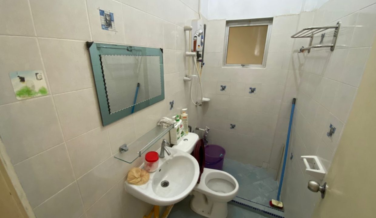 54f4355d-e765-4c4d-be32-959f583fc215