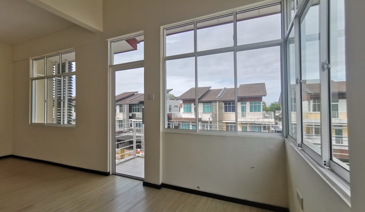 5c9bf4e4-b2a9-40c3-930c-0f61fdbd6c63