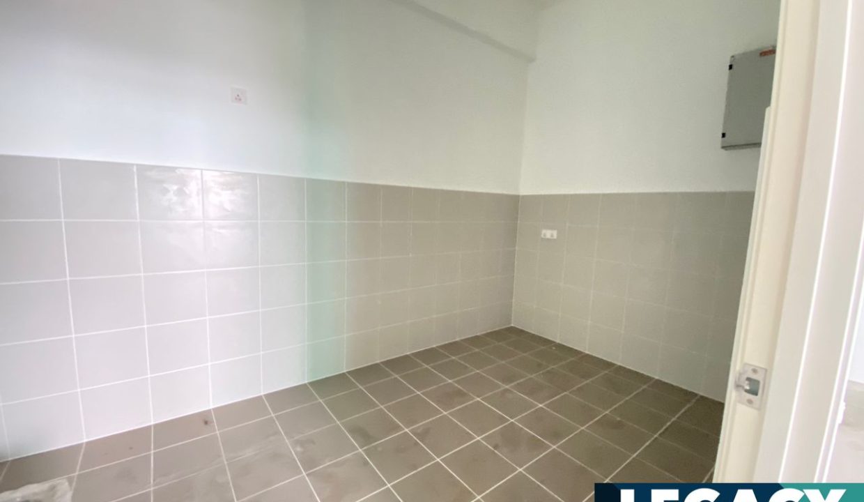 6aa2eaac-dfea-447f-8a83-2f43fbd04547