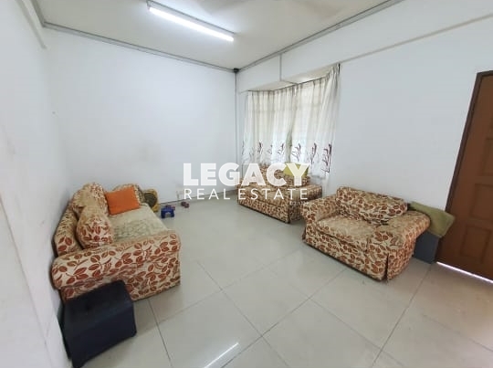 fb5609be-774f-4918-8453-3cdbd8be4a37