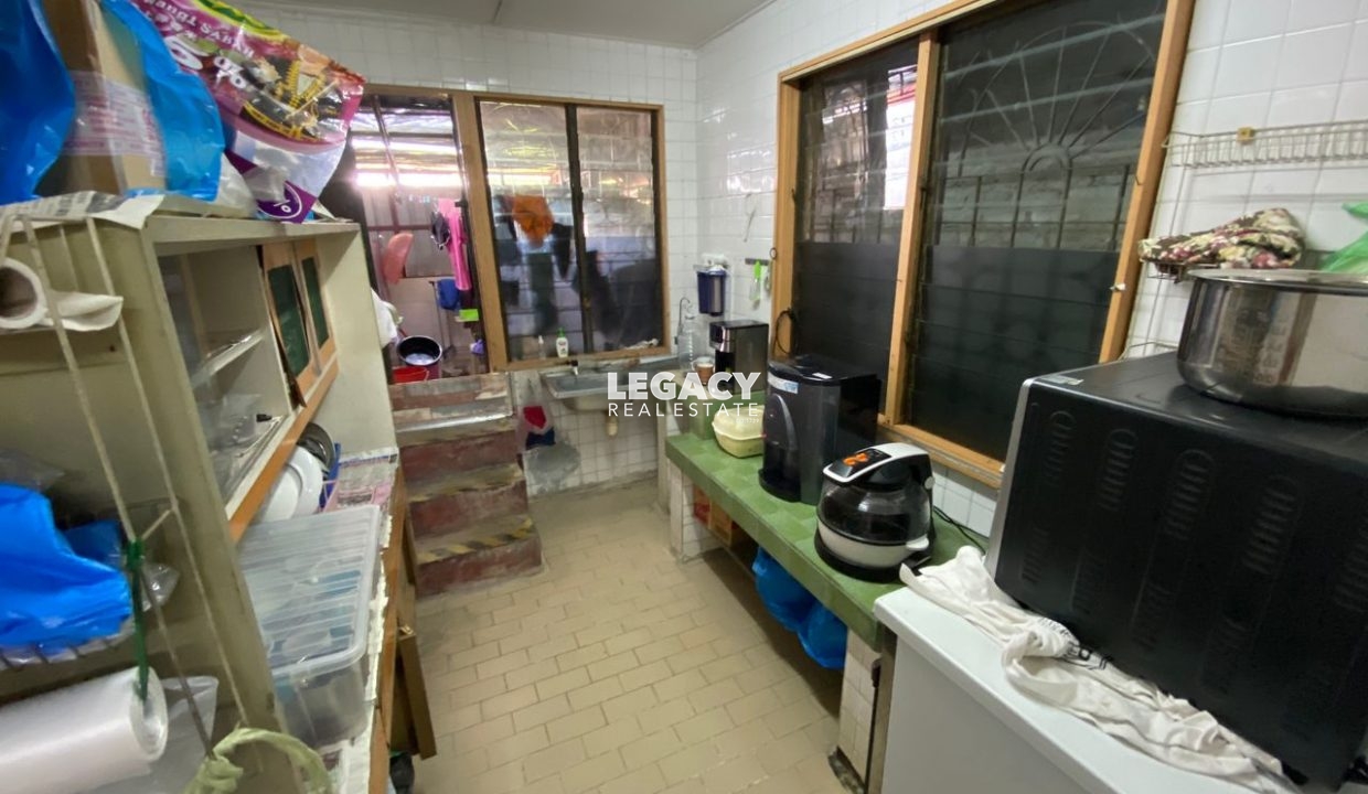 647fe55c-9efd-4e28-beba-413e74ee5cfe