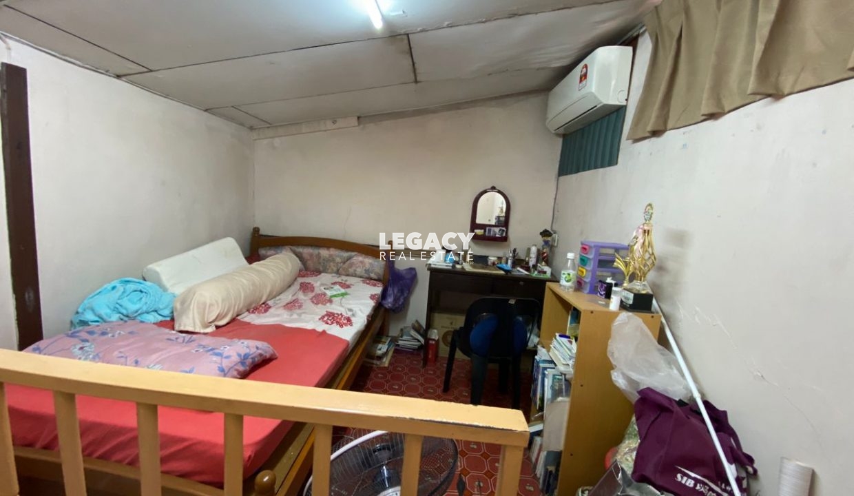 f2f8f2b3-78fc-44ea-932c-96605a8028d1