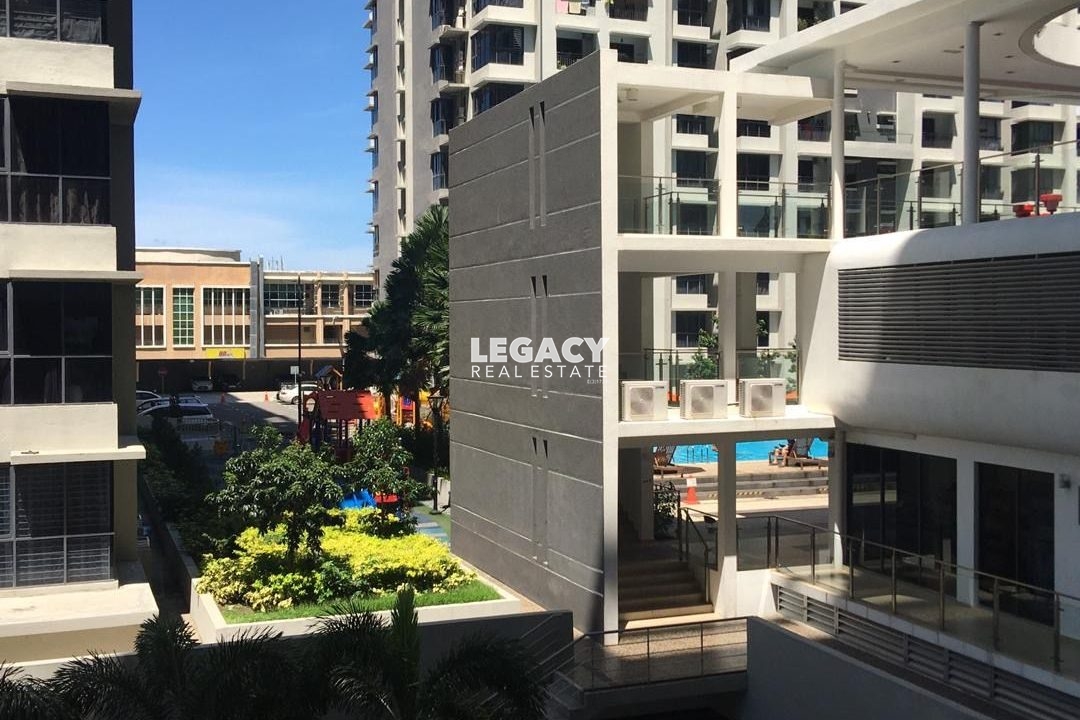 eae6cee3-6707-41e8-b9c3-e054799bd4f8