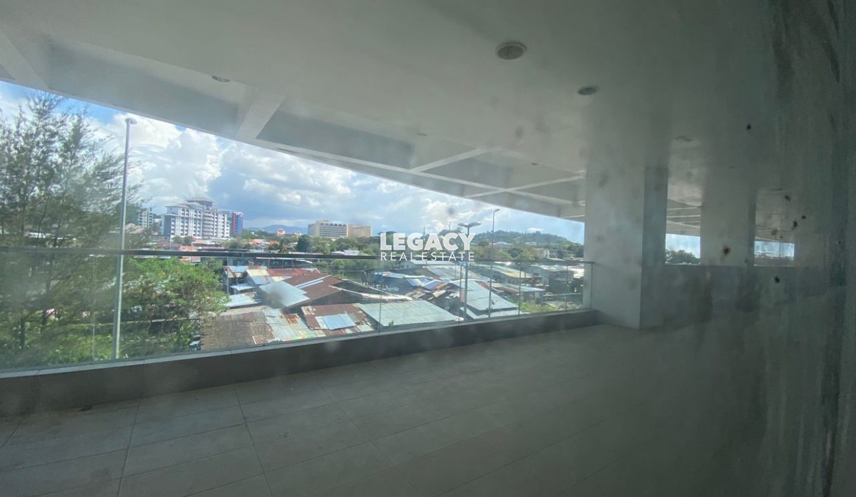 67dad570-46f7-4201-9751-7b19499cca9a