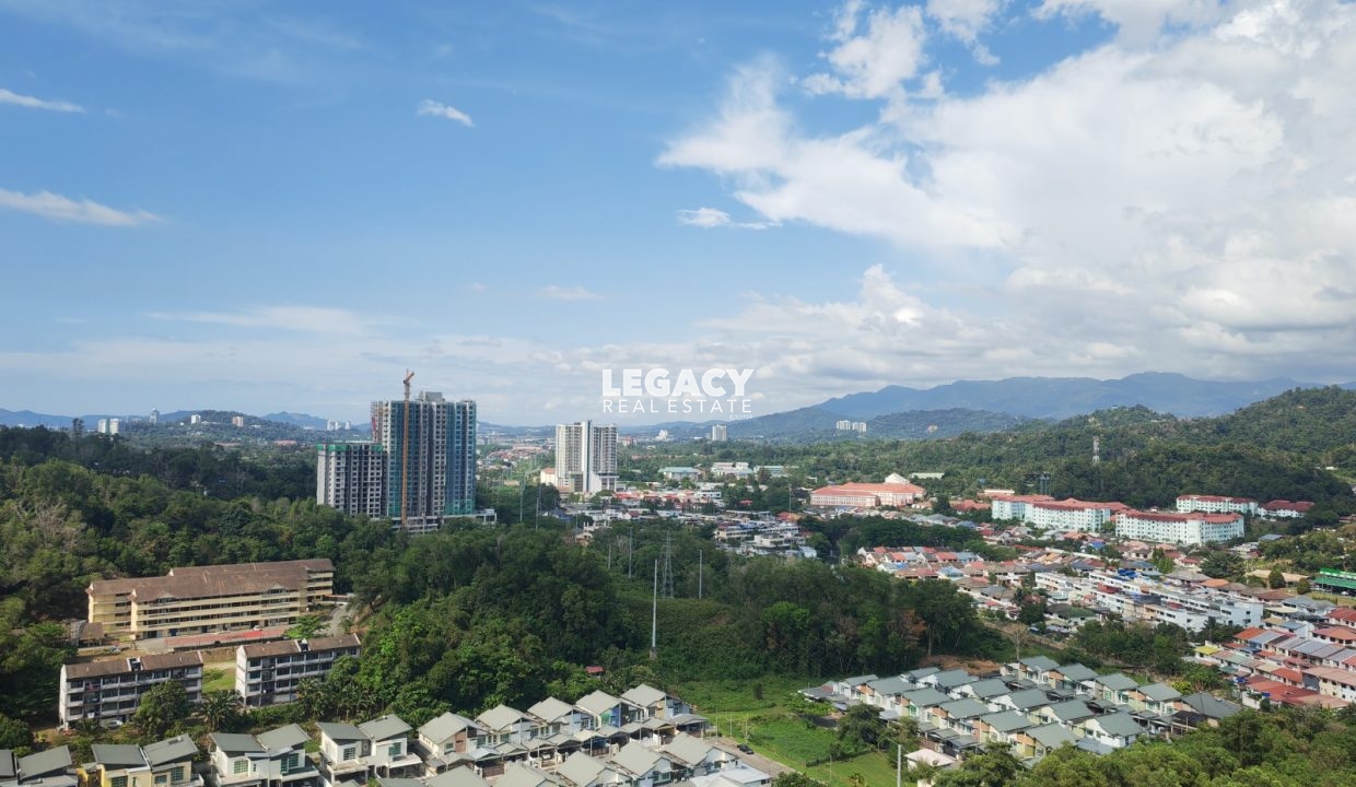 c30a041b-edd3-44be-b1e1-aeb85c46ea35