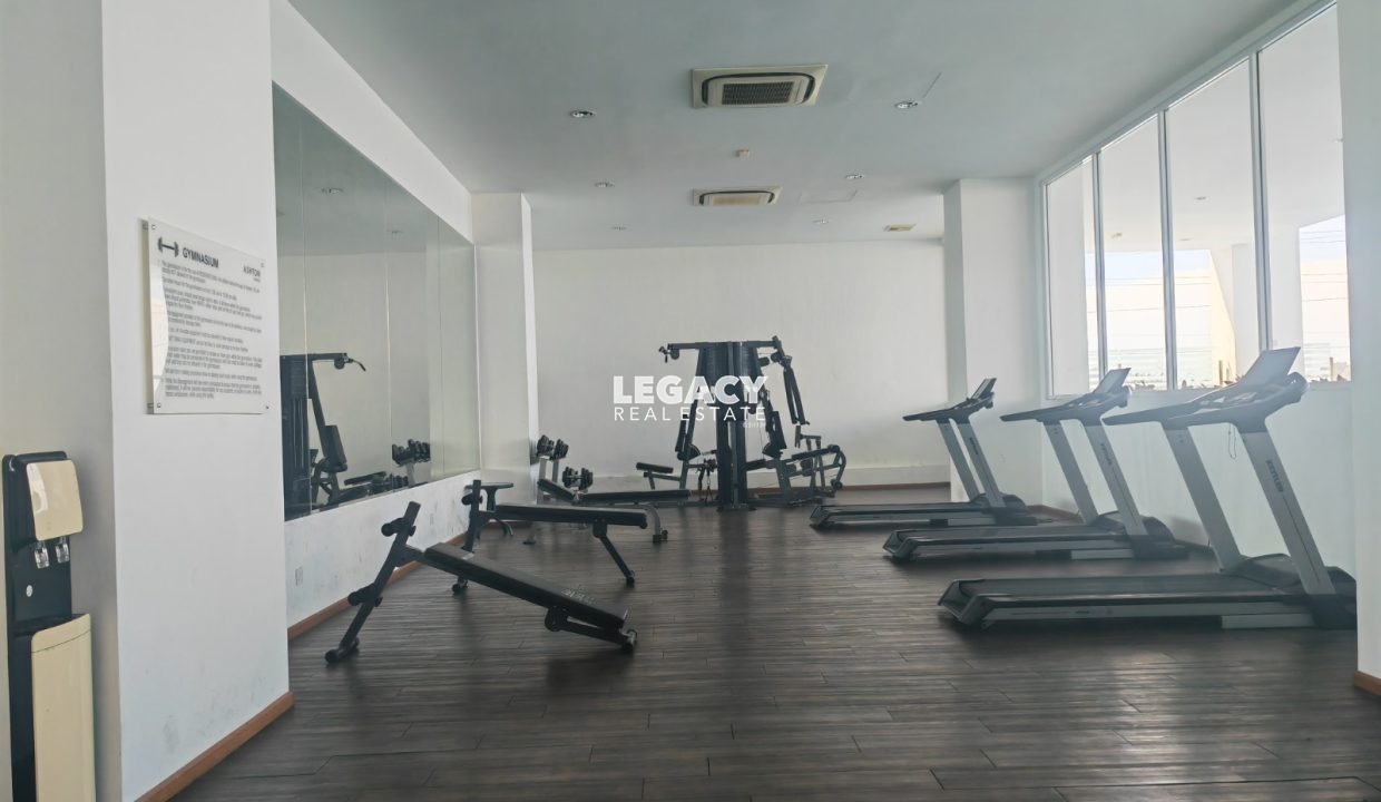 e0a95023-2bdf-40aa-a251-0e5a3443d42f