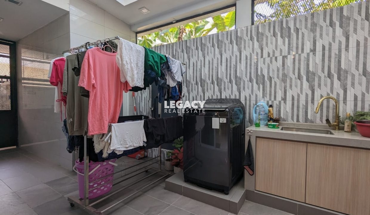 6b5d9710-a01b-406e-8ef0-fdb392bf41b1