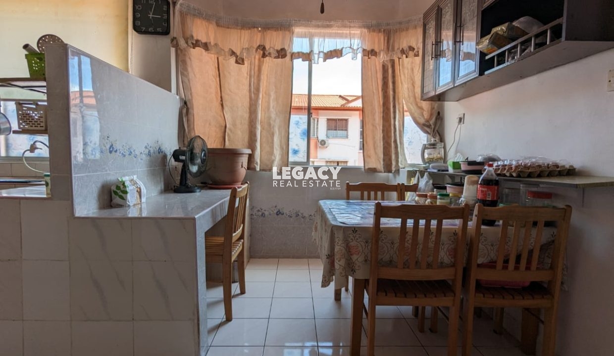 76704928-04fb-4b49-9177-458e2f6aa9e8