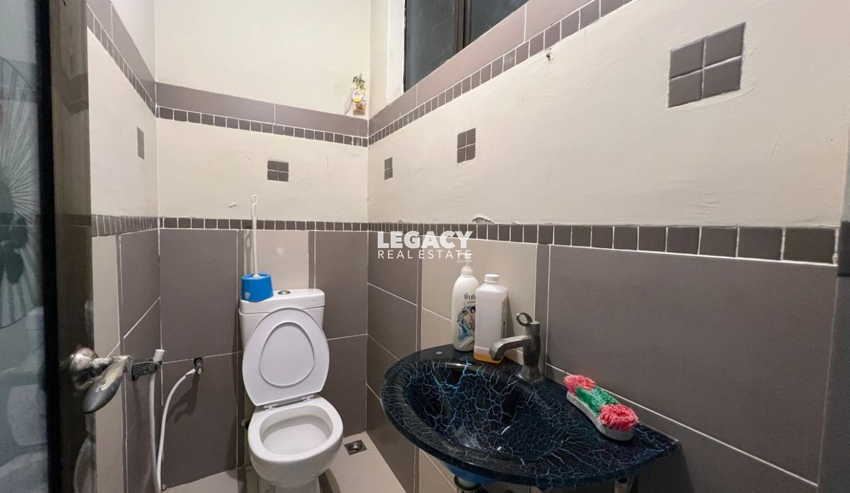 1ad767f1-3fc3-4672-9470-70c492d5541c