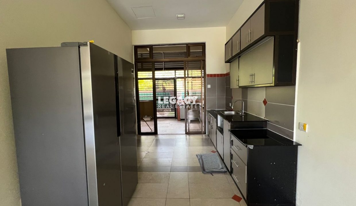 5d10aaaf-dce2-4783-b2ab-c38c429c1cd4