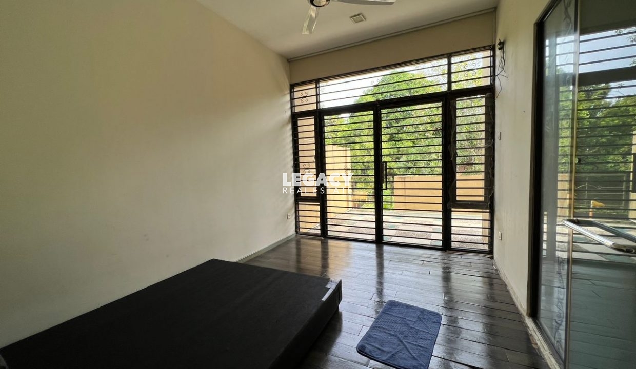 99dcbf3f-789c-48dc-93aa-242ceaec8a6c