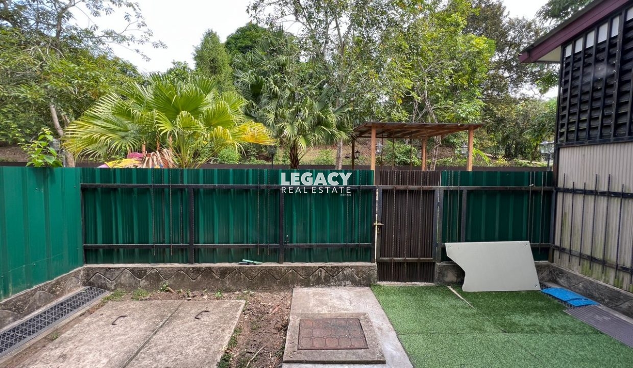 c87fb0a6-8388-4034-b1b8-447fa86842c9