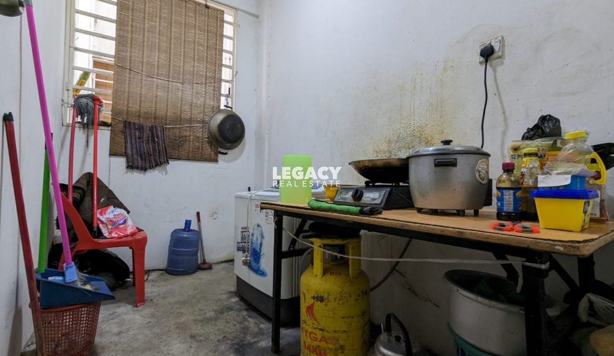 e430ee54-7497-413c-88a3-89ed2e4abb82