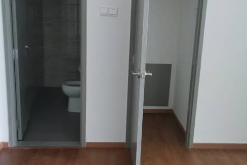 0ea4b8b5-6248-47d2-af4e-1ee19d4ffacb