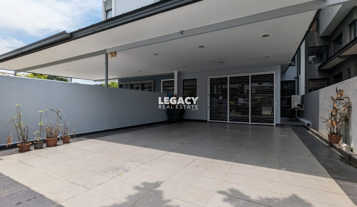 1c9200d5-7b16-4f2d-be3c-699f36662d78