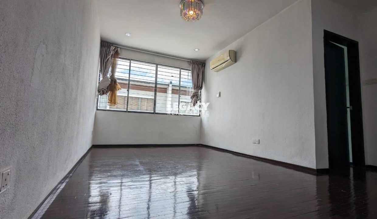 7e933a1e-a813-4775-ac58-6e75e9ac39ad