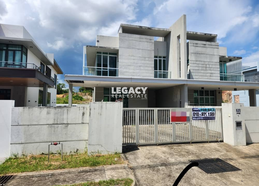 dfb170c0-f9cf-4e83-8d00-d12b7d59b387