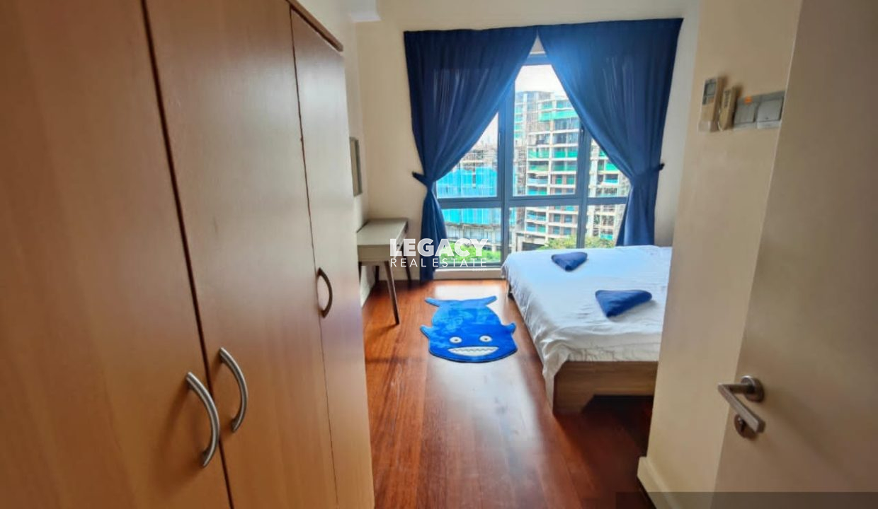 b49247ad-8657-40e7-91c0-a1c532384b03