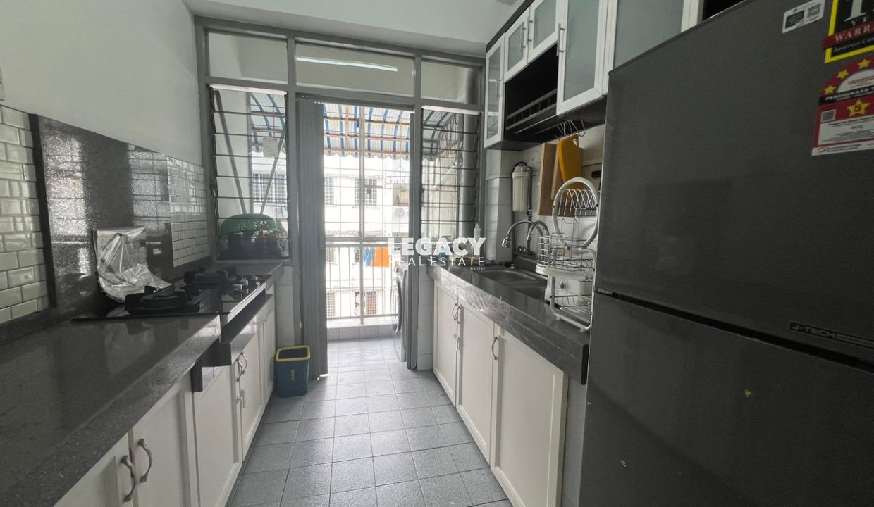 d0d0d244-fb70-46f3-857a-77996e609c68