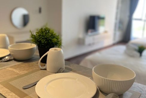 b0dbed2a-3503-40e7-8624-ad8c3f0d8c74