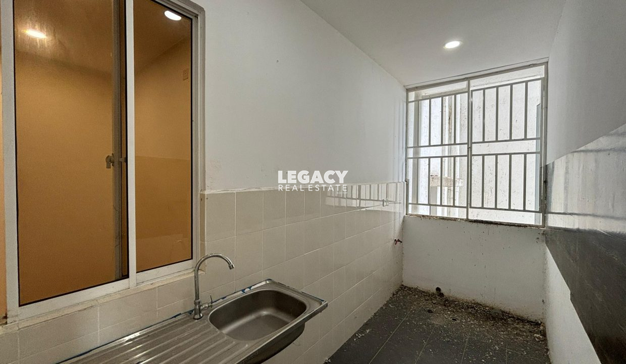 6493995f-7ff8-4076-826c-600974ab1396