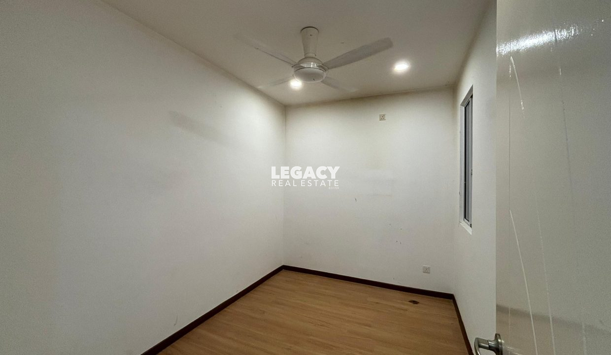 81061560-751c-40a4-b5db-0b62ca0de3d7