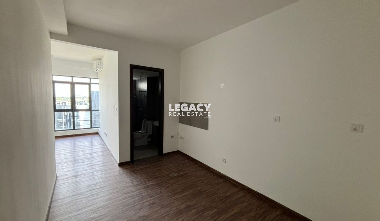 a6d9282d-1b9a-4bed-b490-cf2f72a19a5f