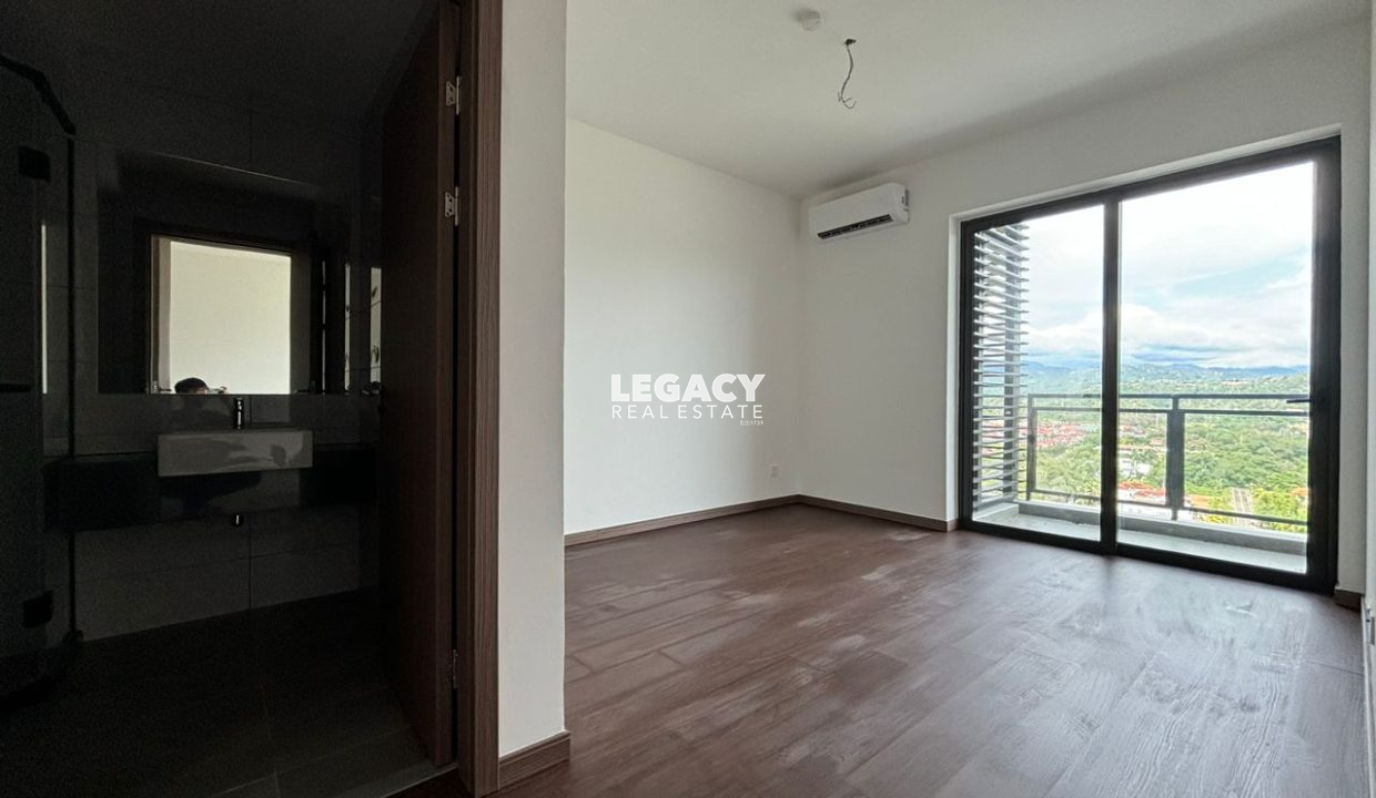 d7bd027c-0280-45c6-98a4-387a1eb33512