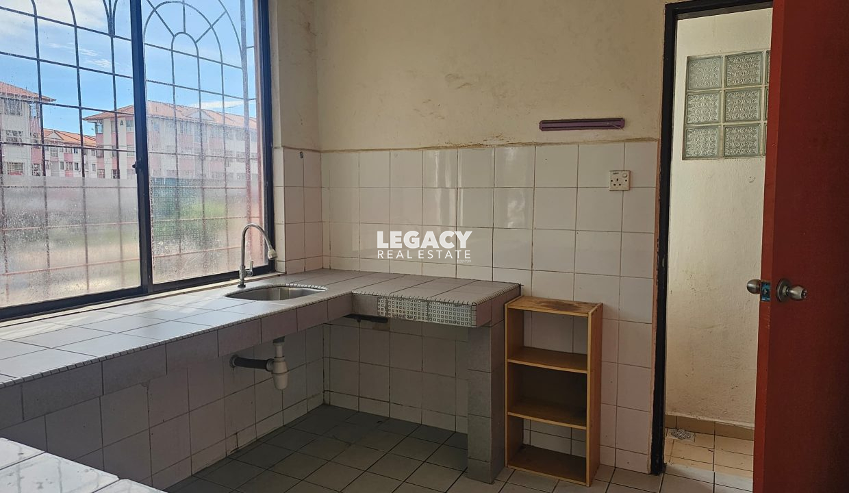 c90905db-d6ea-4921-90a7-eb9bb40c6291