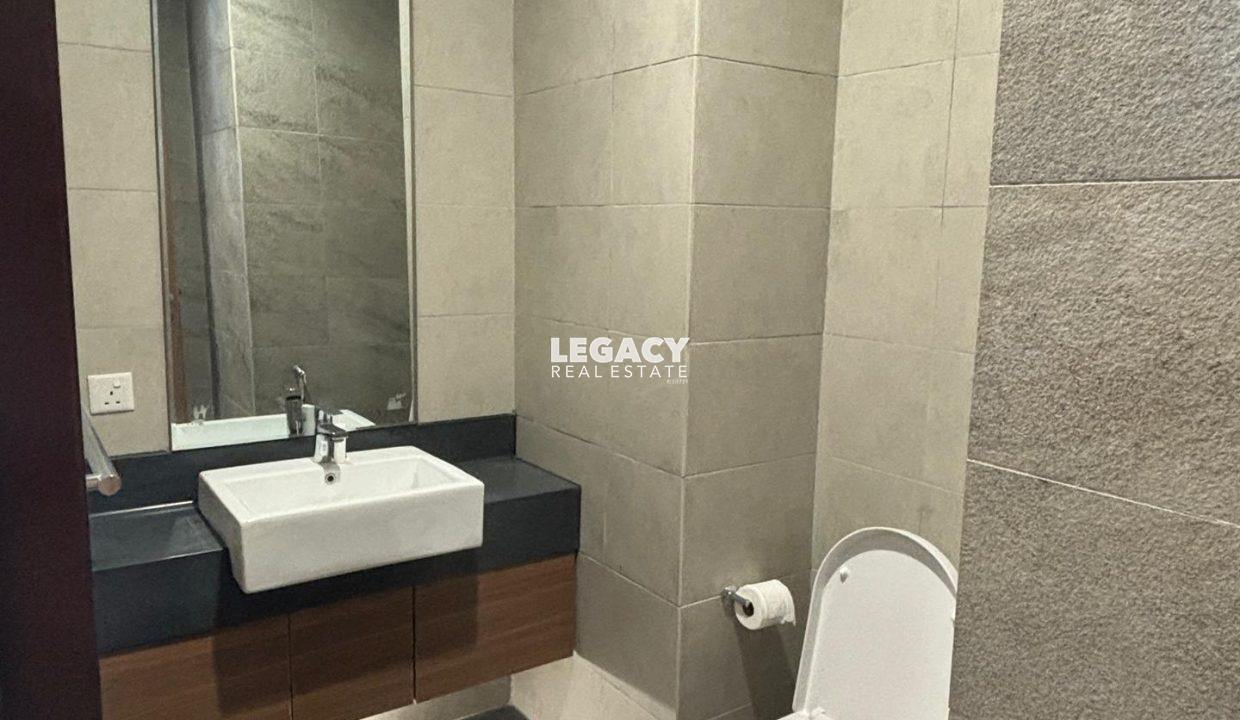 e7272c71-d4ff-4ce8-bd7f-80461b6473fb