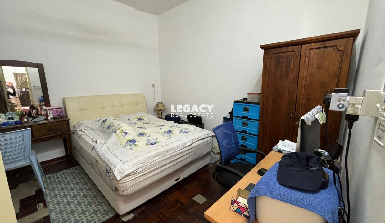 12e2fd56-d25b-4a35-ab32-1b837aaf42bc