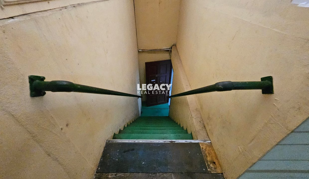 a0b685d4-25c9-4826-aa09-58d6bc21d52b