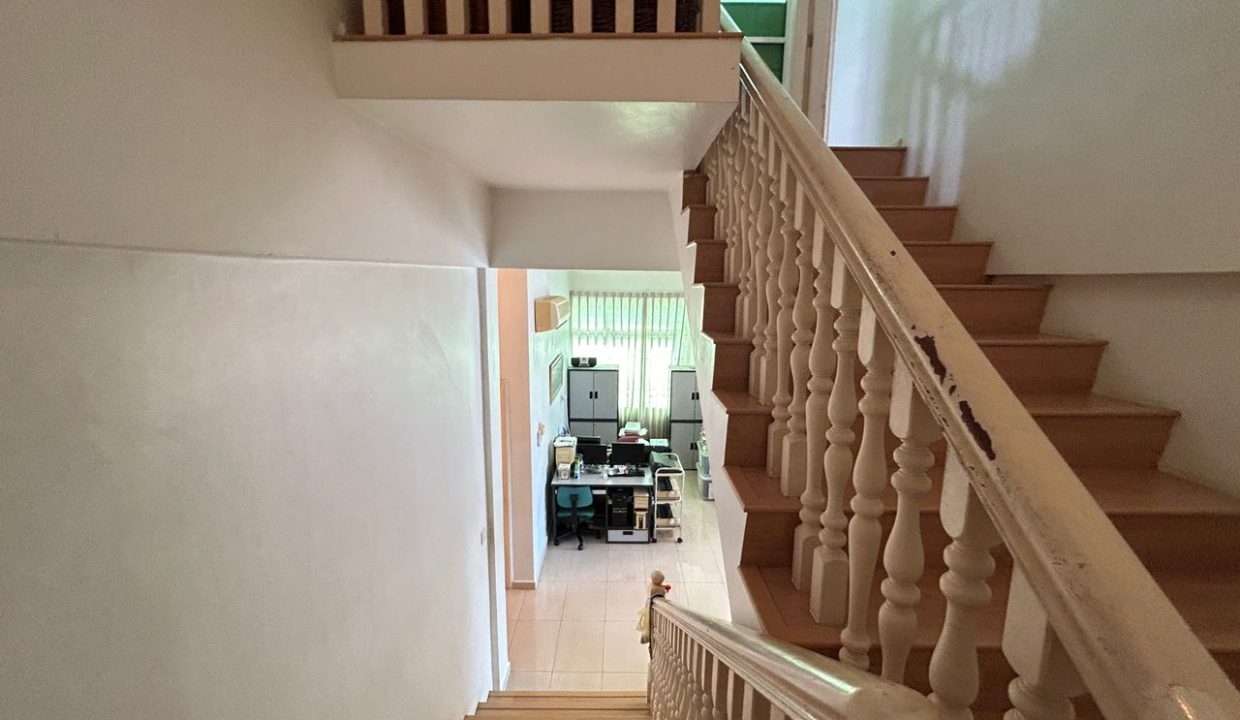 70d76615-6b46-4363-8868-1623465cf97b