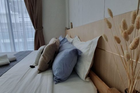 1880f647-d878-43ee-9c78-3e9654a18e8f