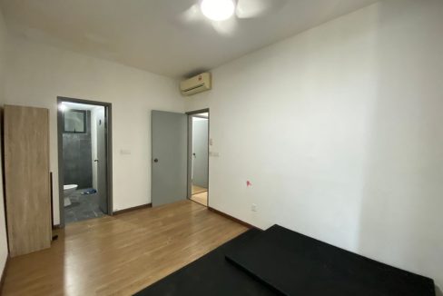 ea32ddd1-c476-4620-8c63-e1589134f02e