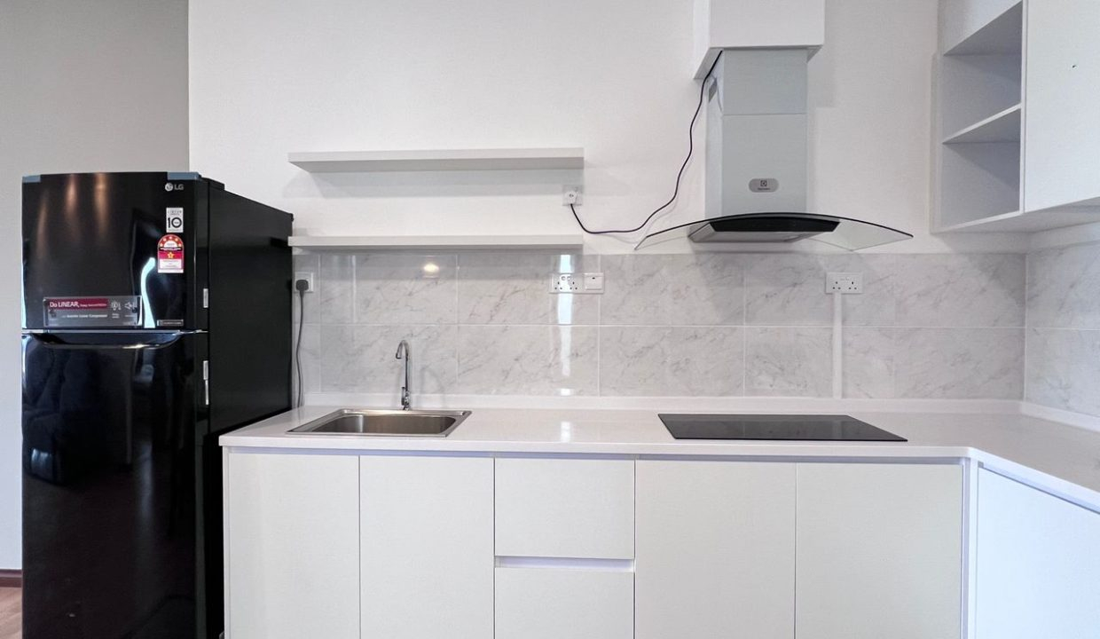 021240e1-ebc2-4dd9-8ca5-a8ec875d61f2