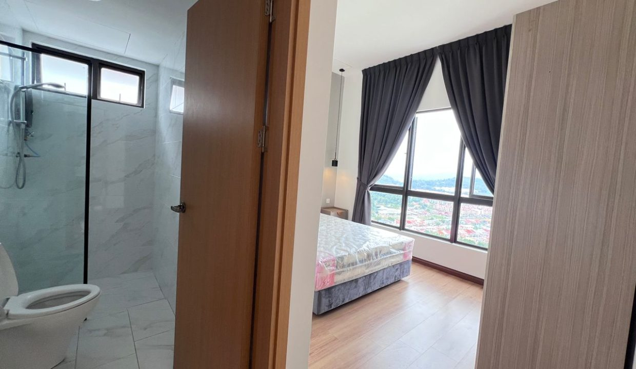 eaf34724-d6e8-4aac-b4b7-c3790abc0a85