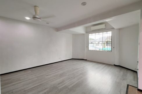 12e6d2a7-7377-4334-a1a8-9caaab4ee846