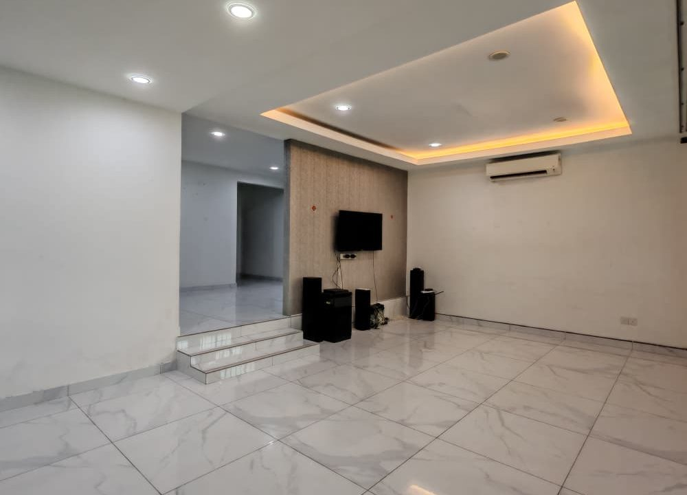 2df6981d-393e-4c1b-87f8-275e886731c3