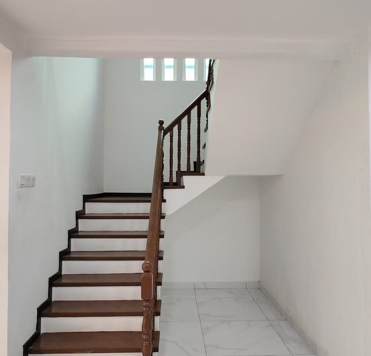 cdd86c7e-b18f-401c-a2e2-79279b145637