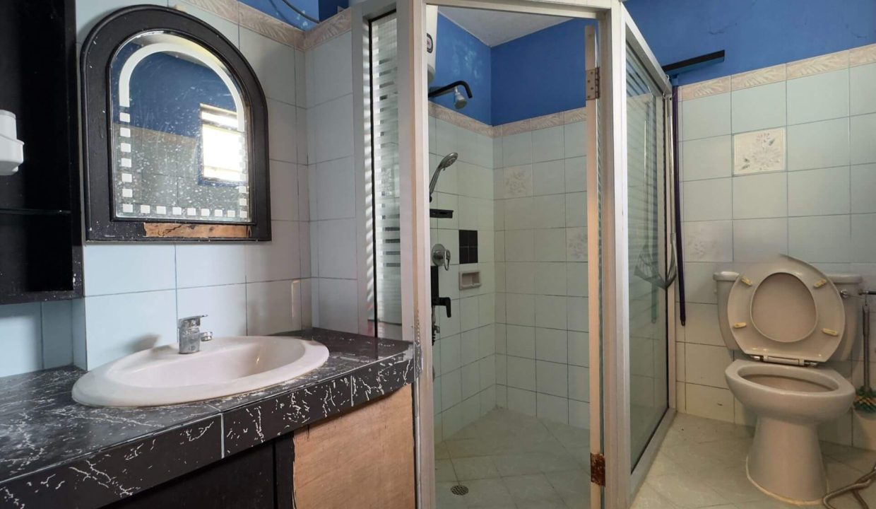 Lucky Heights - Yeoh