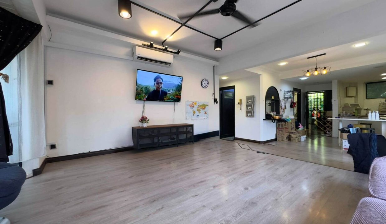 Lucky Heights - Yeoh