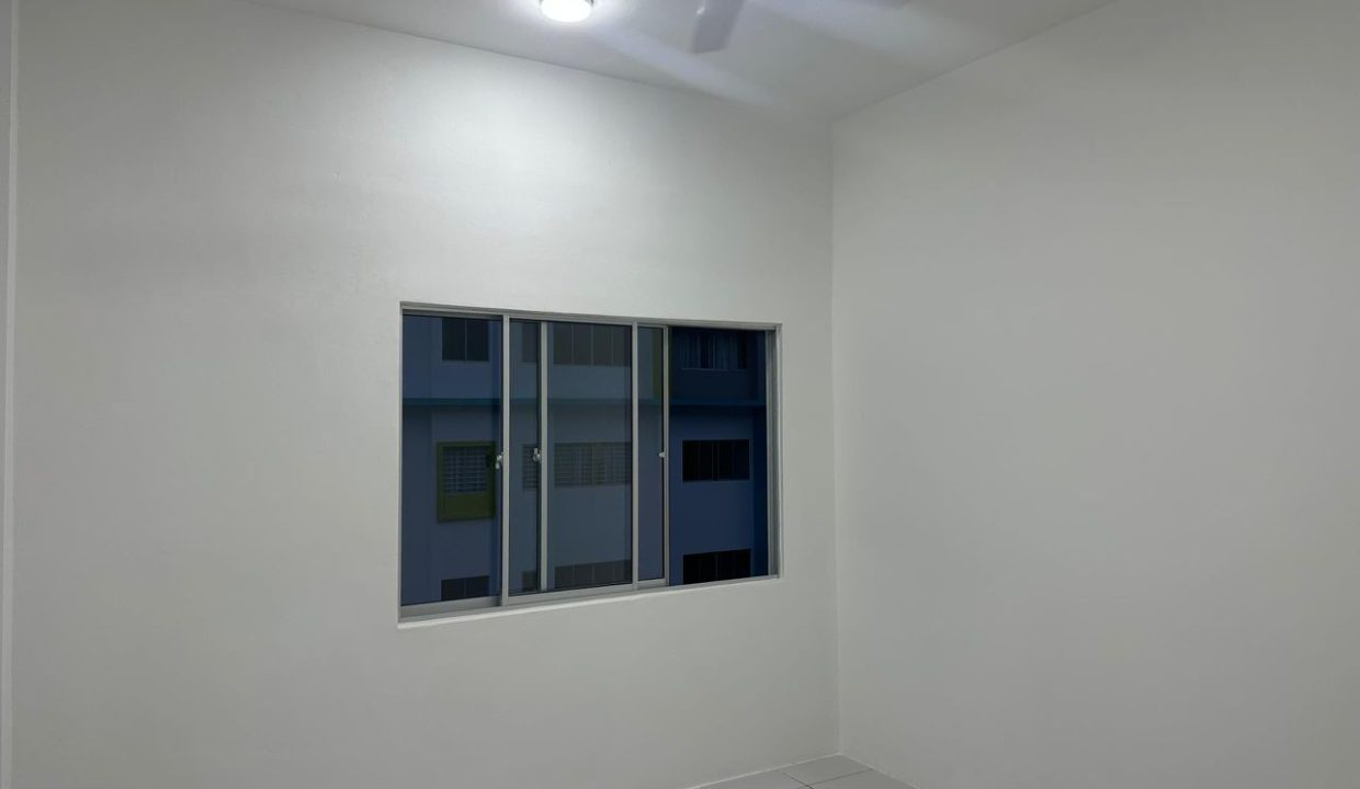 5d203b4c-01e7-496d-8783-e1d90626e9b9
