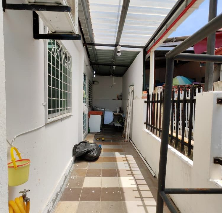 70a1930e-f4d9-4a8e-ae59-68bd9cf30cde