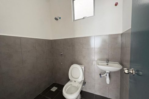 8f8241fc-dfaa-4e89-a2c8-c4dc4563c896