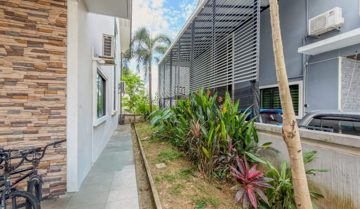 Taman Bukit Sepanggar - Yeoh